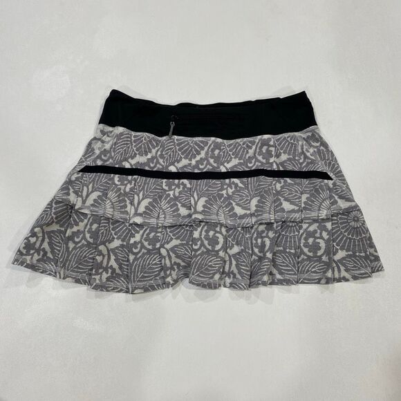Lululemon Pace Setter Skirt Gray Floral Print Size 4 Running Athletic Skort - Picture 2 of 7